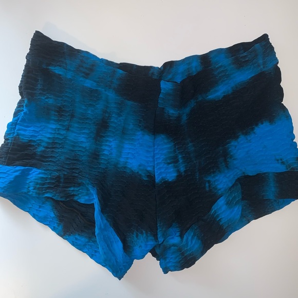 Booty by Brabants croco skin shorts : Curvy - Picture 5 of 5